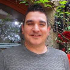 David, Franco-Anglais